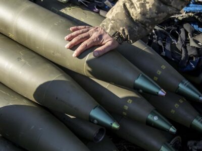 До бюджету повернені майже 1,5 млрд грн, які намагалися вкрасти на закупівлі артснарядів для ЗСУ