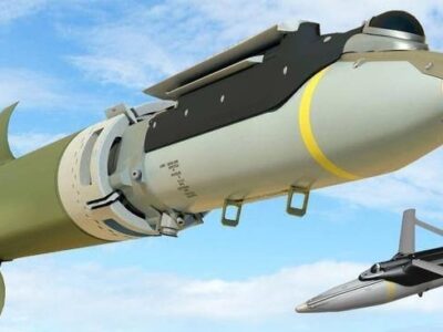 Б’є вдвічі далі за HIMARS: на що здатна «крилата» бомба GLSDB, яку має отримати Україна  