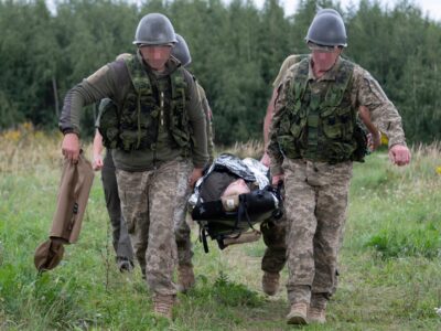 Канадські військові показали навчання українських захисників  