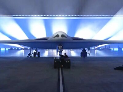 У США почали виробництво новітніх бомбардувальників B-21 Raider  