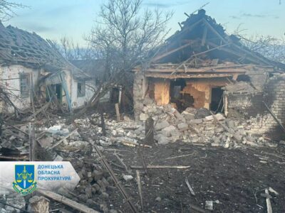 росія обстріляла Торецьк та Цукурине на Донеччині: одна людина загинула, ще двоє поранені  