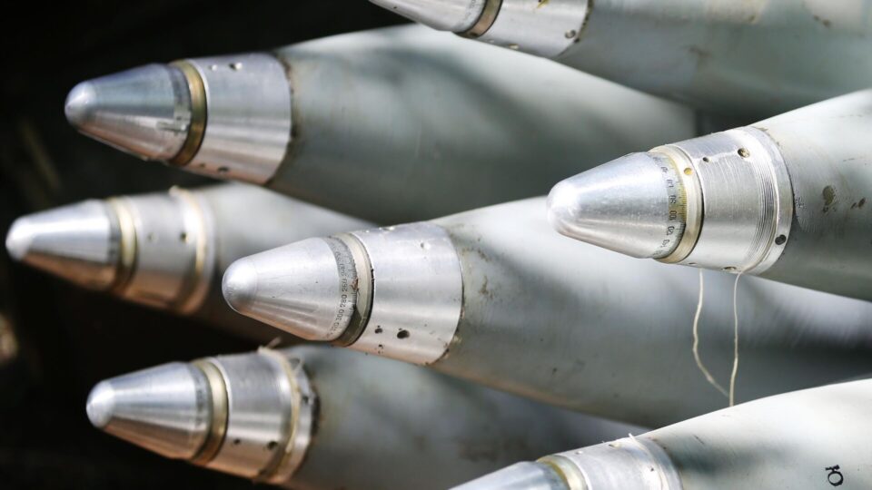 росія планує виготовити майже 3 мільйони снарядів протягом року — воєнна розвідка  