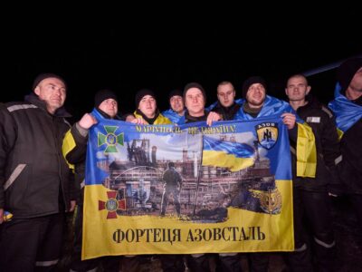 Новий обмін військовополоненими: Україна повернула 100 захисників  