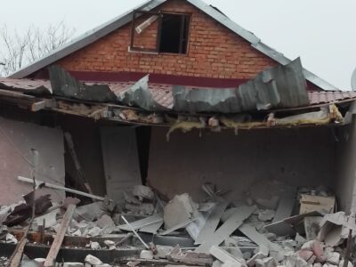 Окупанти обстріляли село на Херсонщині, пошкоджені житлові будинки  