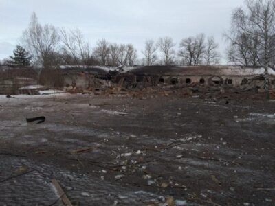 росіяни скинули чотири керовані авіаційні бомби на громаду Сумщини  