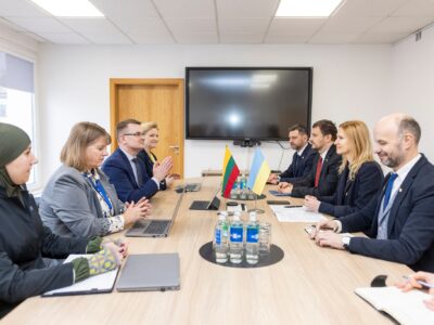 Литва готова забезпечити реабілітацію 1200 постраждалих від війни українців  