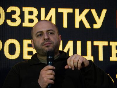 Рустем Умєров зустрівся з виробниками БПЛА, обговорили збільшення виробництва  