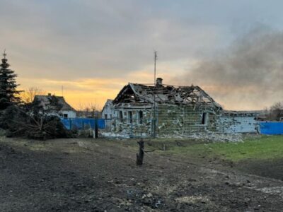 Курахівську громаду на Донеччині обстріляли російські «Урагани»: є загиблий і поранені  