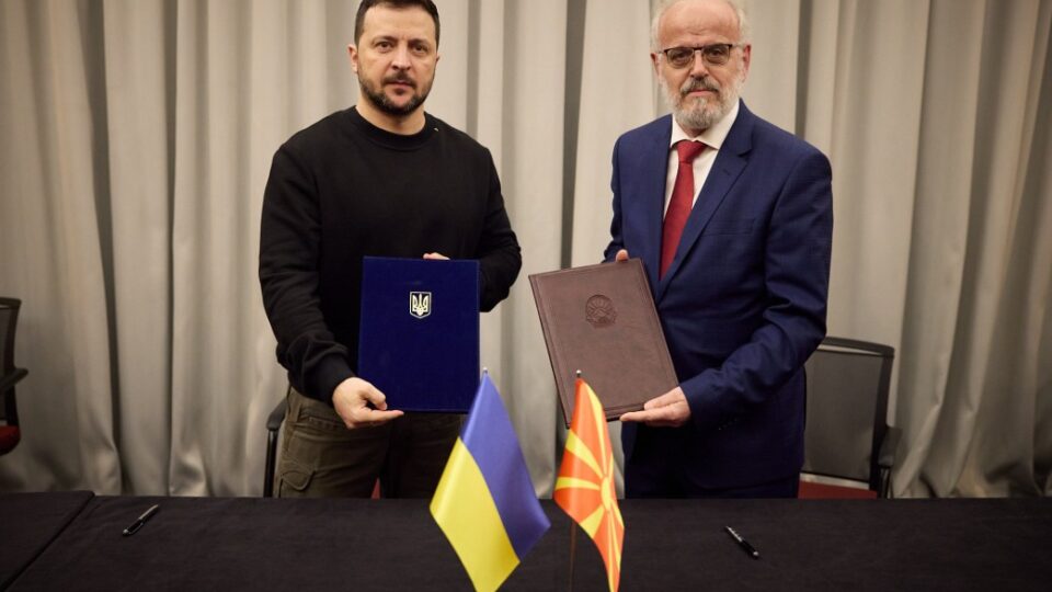 Північна Македонія підписала декларацію про підтримку членства України в ЄС і НАТО  