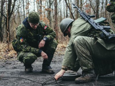 У Збройних силах Канади показали, як навчають українських захисників мінній безпеці  