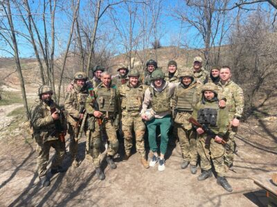 У ДШВ поділились з футболістами Мілевським і Селезньовим навичками влучної стрільби  