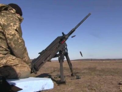 У Сухопутних військах ЗСУ показали, як наші воїни з кулемета збили крилату ракету  