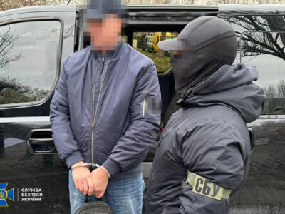 В Україні викрили нові схеми для ухилянтів: затримано ділків, які допомагали військовозобов’язаним втекти до ЄС  