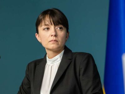 Президент звільнив свого уповноваженого з питань забезпечення прав захисників України  