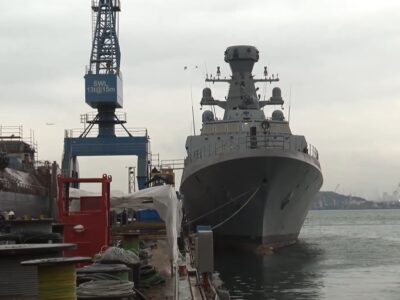 Президент України в Стамбулі оглянув будівництво корветів для ВМС ЗСУ  