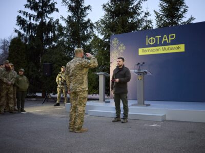 Володимир Зеленський провів спільний іфтар із представниками мусульманської спільноти України та нагородив українських воїнів-мусульман  