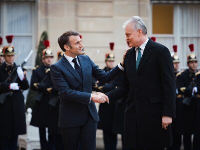Президенти Литви і Франції: Треба дати Україні необхідну підтримку та зупинити кривавий режим кремля  