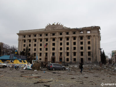 У Харкові вшанували пам’ять загиблих під час теракту в будівлі ОДА: ворожому навіднику присудили довічне  