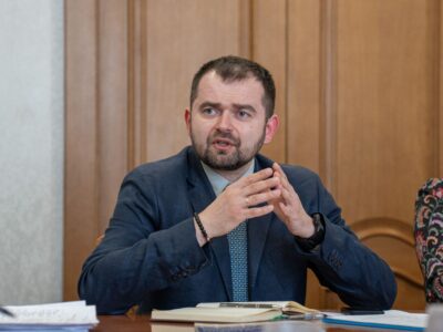 Міноборони хоче залучити нових українських виробників до закупівель ЗСУ  