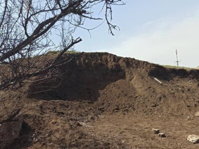 В Маріуполі окупанти знищили історичну пам’ятку курган Дід  