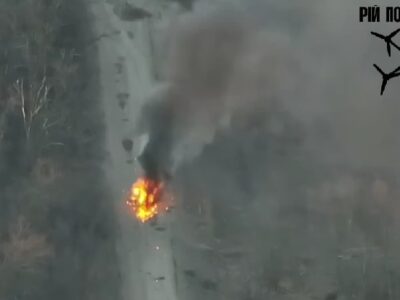 Українські воїни показали, як перетворити російського «Тигра» на бавовняний смолоскип  