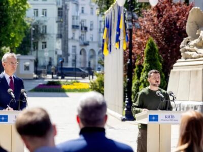 Генсек НАТО прибув до Києва  