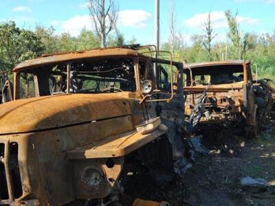 Окупанти витратили майже $10 млн на обстріл складу зі зламаною автотехнікою в Одесі, жертв немає  