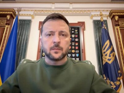 Зведення з фронту, постачання зброї та техніки. Президент підбив підсумки щоденного селектору