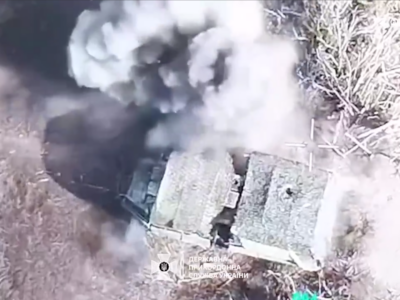 Українські оператори дронів знищили два ворожих бронетранспортери на Донецькому напрямку  