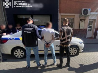 На Закарпатті затримали контрабандиста, який «зрадив» цигаркам з ухилянтами  