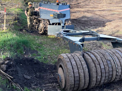 Для розмінування Харківщини отримали нову техніку