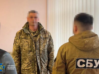 У Чернігові арештували очільника ВЛК, який «малював» ухилянтам непридатність до військової служби  