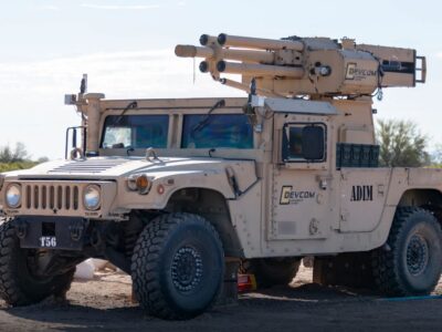 Саперний симбіоз: Армія США опробовує інноваційну машину GOBLN для знешкодження мін  