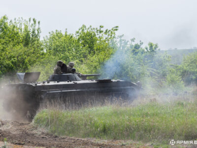 Генштаб ЗСУ: російська авіація скинула три КАБи на територію Курської області  