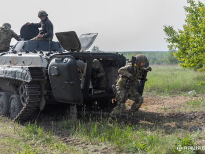 Генштаб ЗСУ: На Курахівському напрямку Сили оборони відбили 13 атак окупантів, тривають бої  