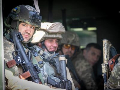 Президент України привітав морпіхів зі святом і відзначив їхню стійкість і героїзм  