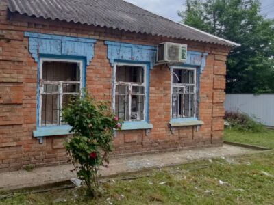 Ворог обстрілював Нікопольщину дронами та артилерією: поранено жінку, пошкоджені будинки  