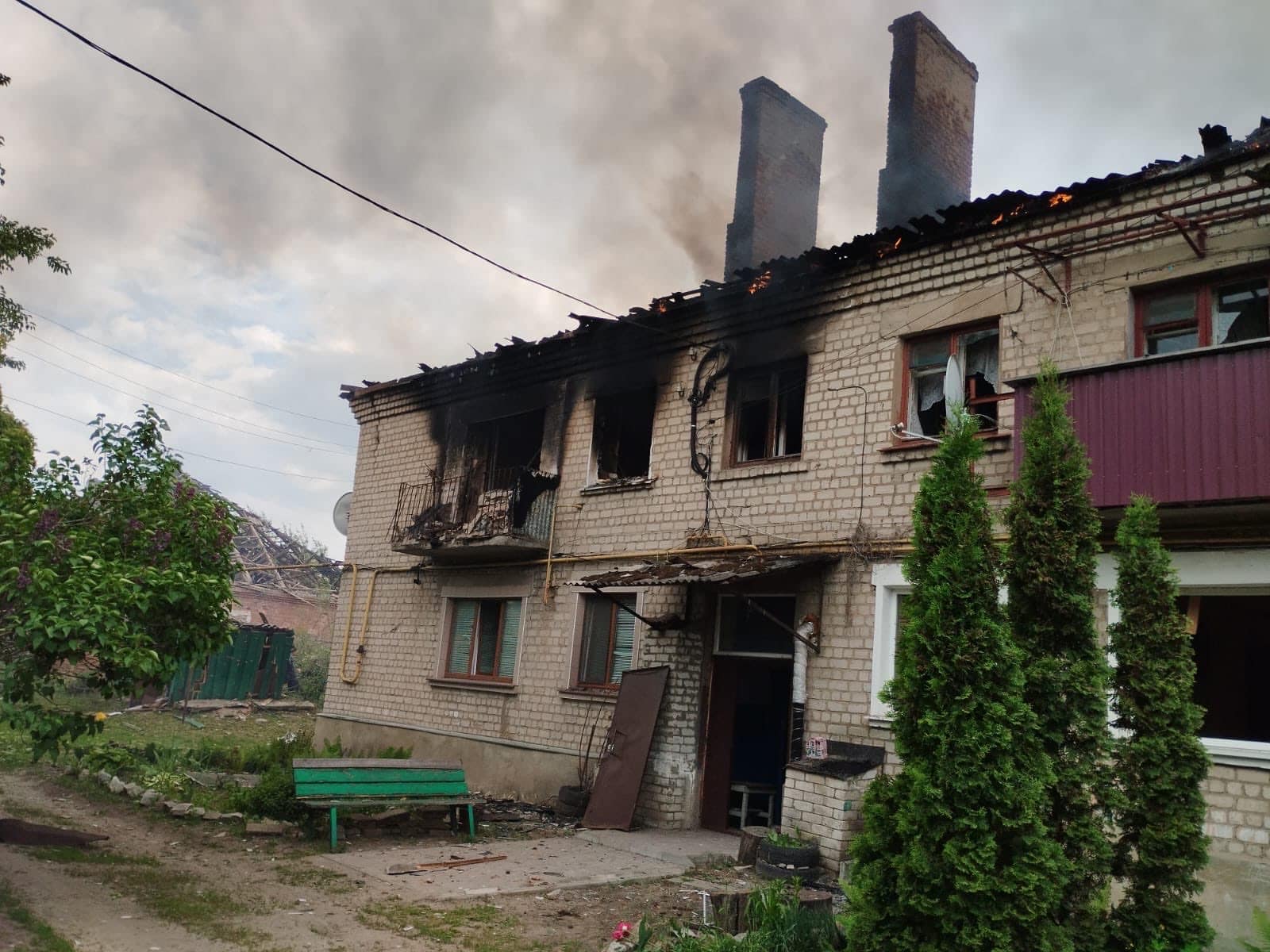 Наслідки російських ударів по Вовчанську
