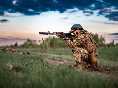 На фронті 90 боєзіткнень: ворог 23 рази намагався прорвати оборону на Покровському напрямку  