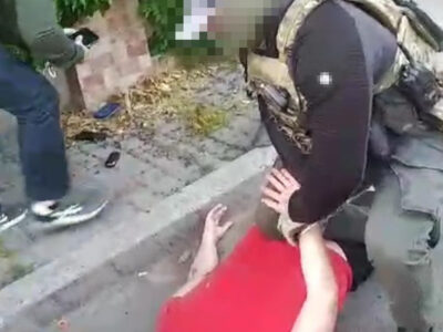 В Одесі затримали агента фсб, який шпигував за позиціями ППО поблизу Чорного моря  