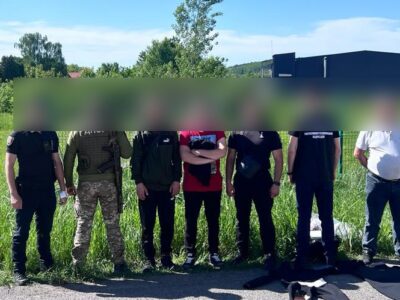 Пенсіонеру-переправнику не вдалося довезти до Тиси двох «водолазів»
