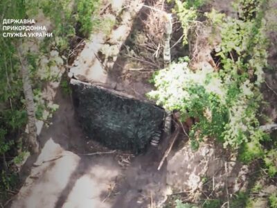 Сили оборони розтрощили замасковану в капонірах російську техніку