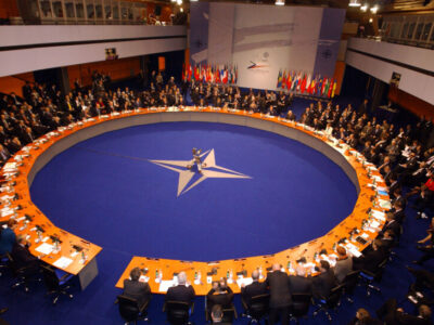 Будемо діяти у відповідь: НАТО пообіцяло відповісти на гібридні атаки рф проти членів Альянсу  