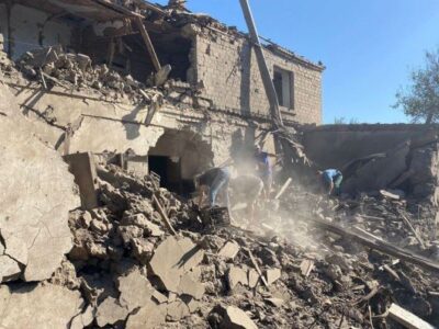 Війська росії скинули авіабомбу на селище Руська Лозова на Харківщині  