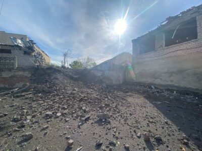 Окупанти атакували КАБами школу в Бериславі