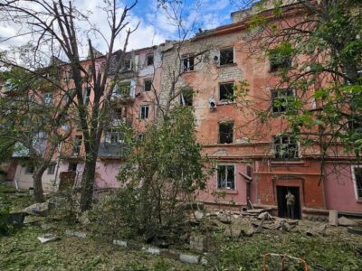 Від ворожої атаки у Херсоні постраждало 19 мирних мешканців