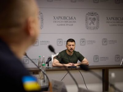 Президент провів нараду в Харкові: обговорювали оборону області та відновлення інфраструктури  