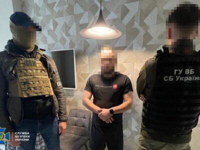 Шахрай у Києві видурював гроші в сімей українських полонених  