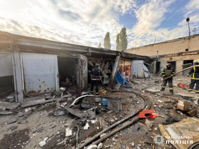 У лікарні помер чоловік, якого деблокували вчора з-під завалів у Харкові  