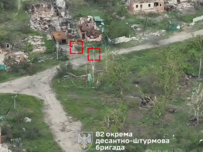 Полювання ударними дронами на росіян з угрупування військ «сєвєр» зняли на відео  